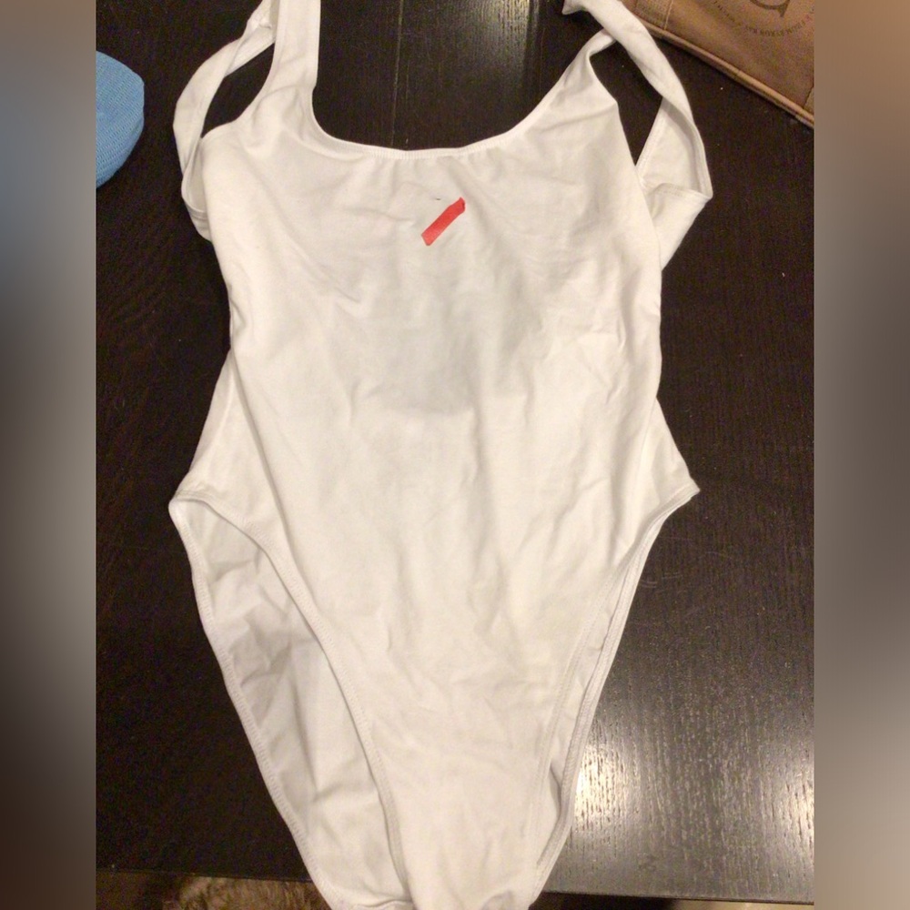 LA APPARELMCotton High-Cut Scoop Back One-Piece Bodysuit read*** White - Picture 2 of 7